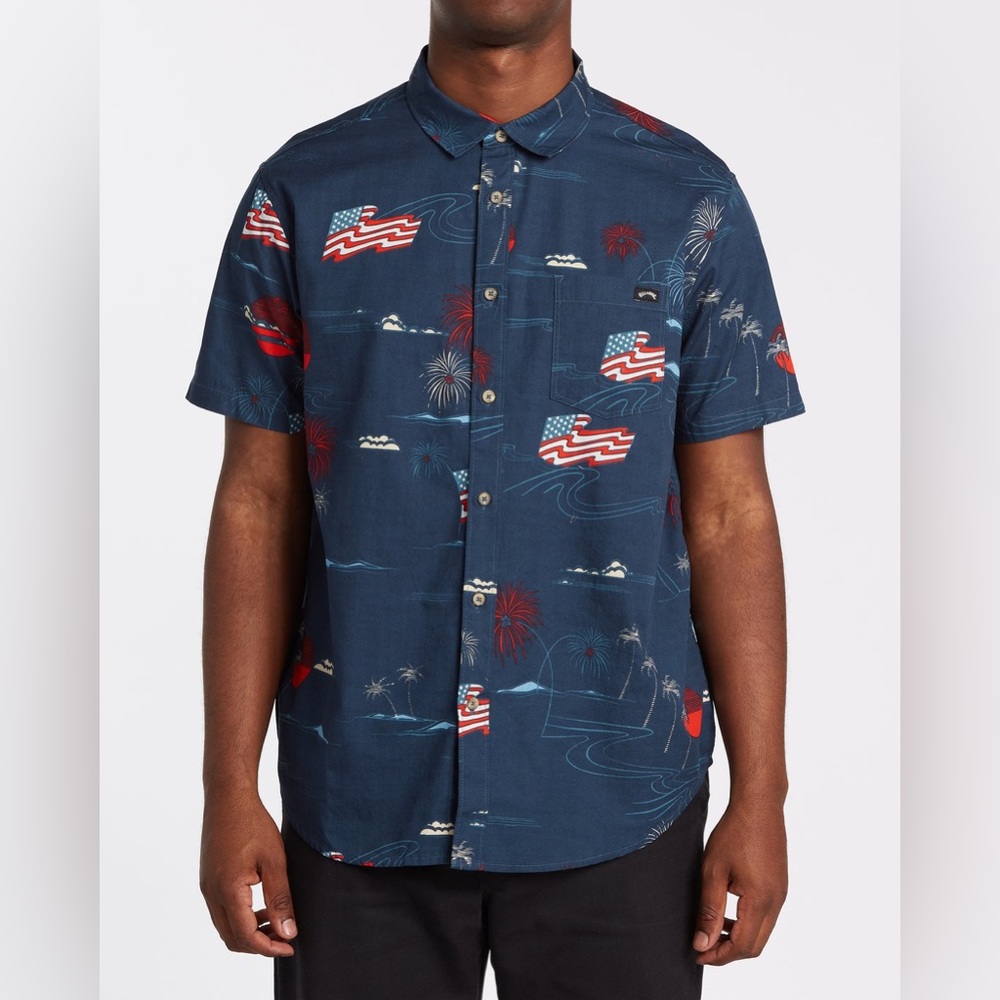 💥Billabong Sundays July Short Sleeve💥